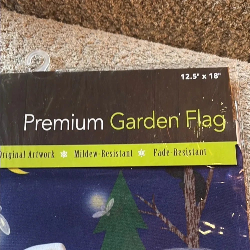 Briarwood Lane Campfire Garden Flag